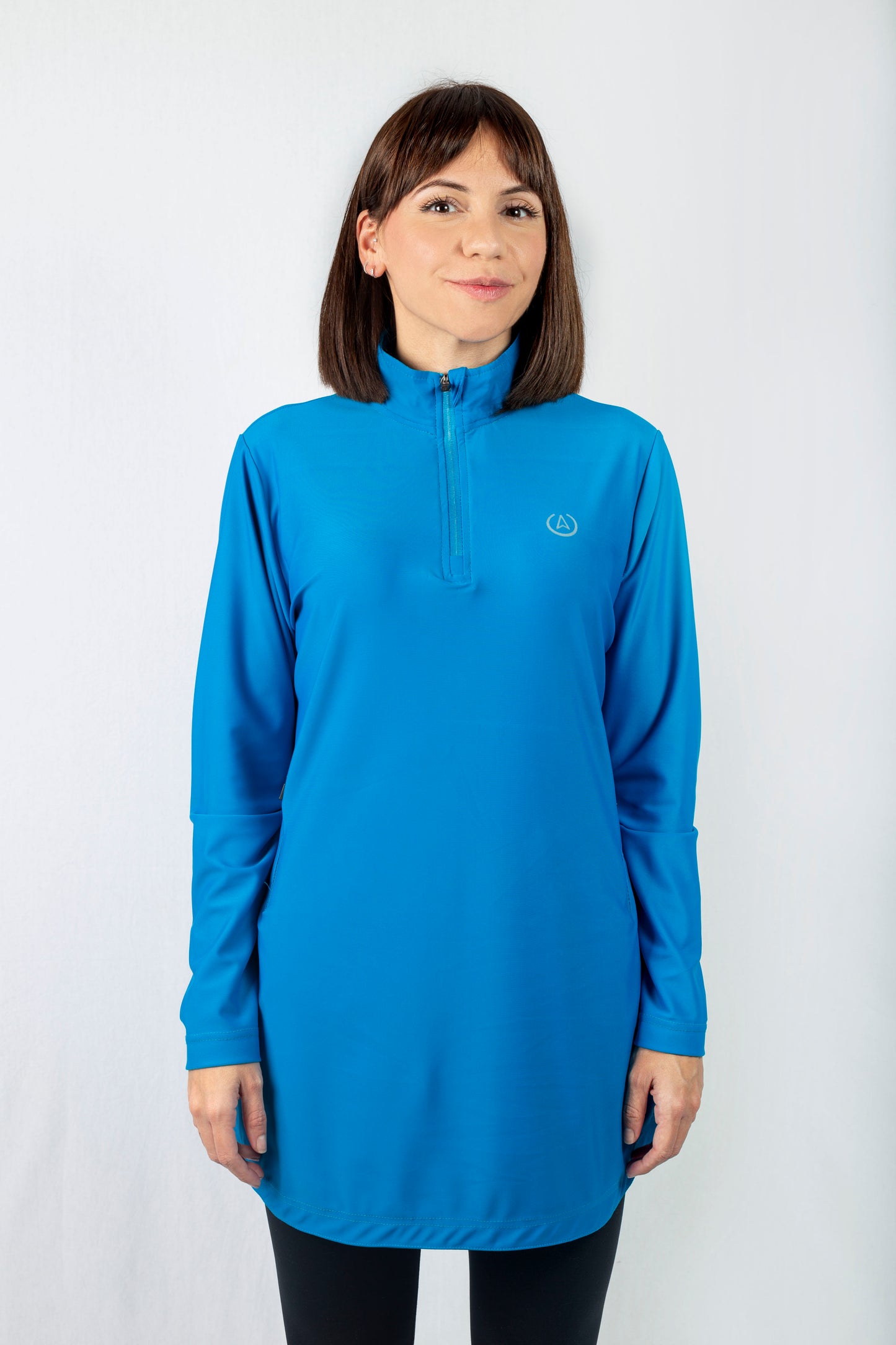 Long gym top. Modest workout clothes